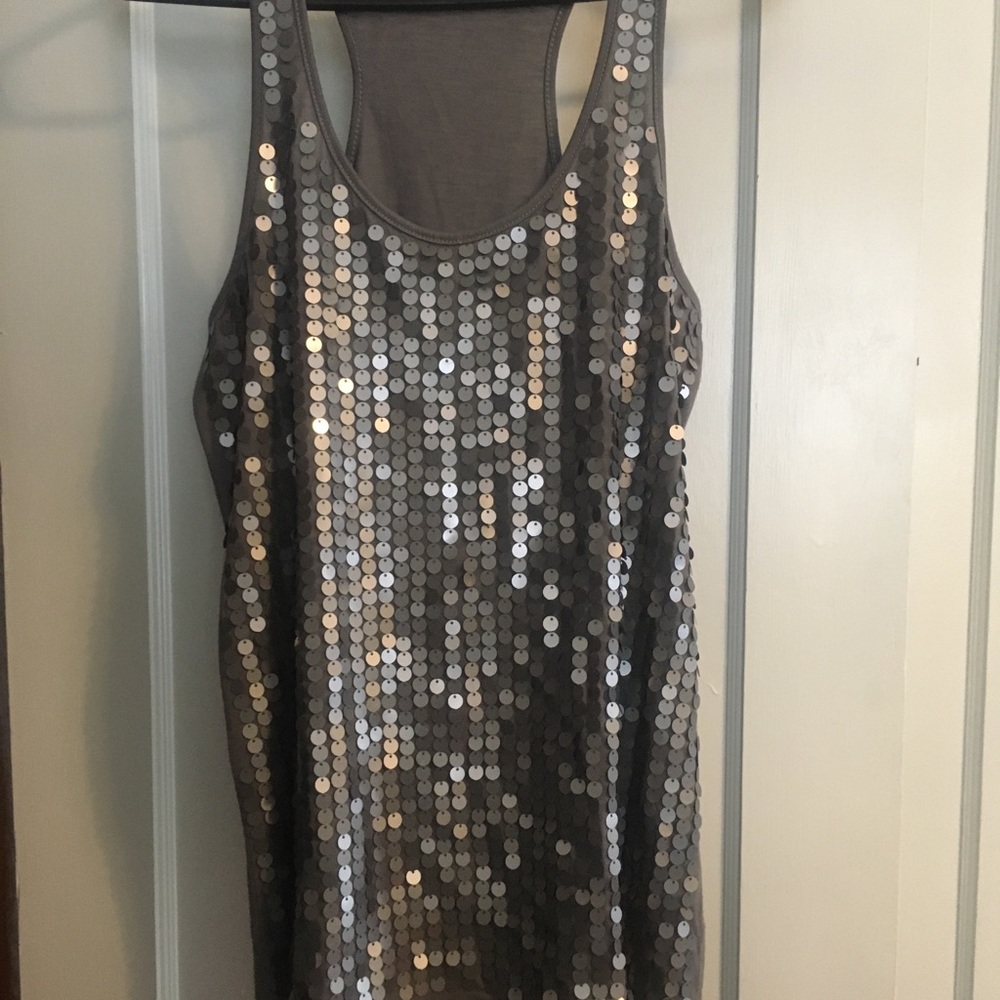 Almost Famous Gray Sequins Tank Top Size Large